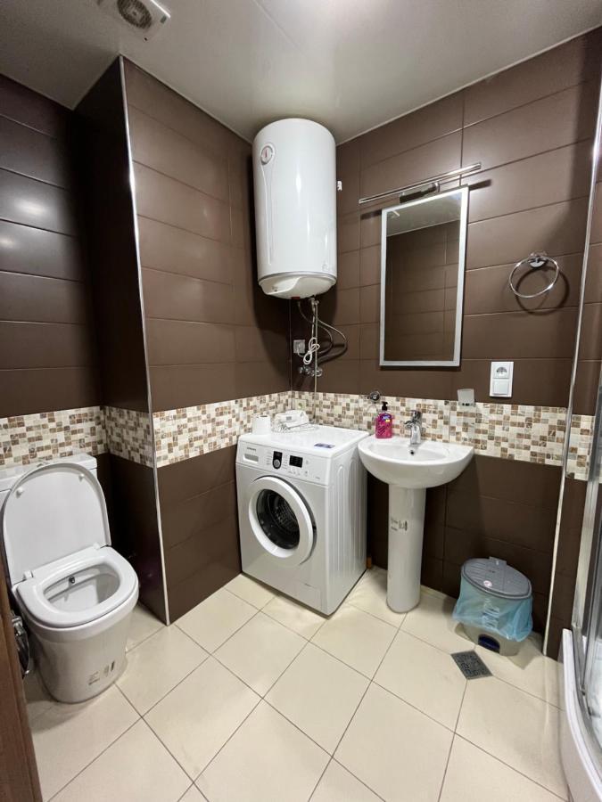 Sea View Studio Apartment In Orbi Residence Батуми Экстерьер фото